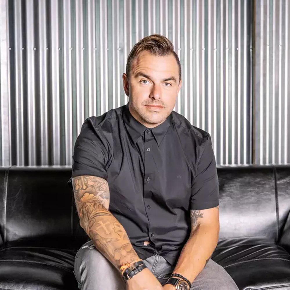 Billy+on+the+Radio.jpg?format=300w